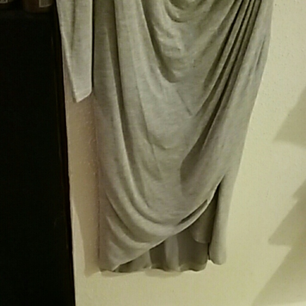 Dress - Picture 4 of 6